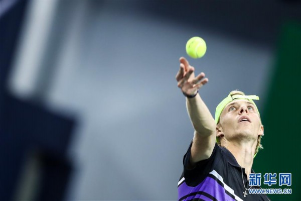 比赛的同时 比赛的同时