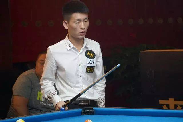 真核伊劳拉！樱桃卖人赚2亿&后防拆掉，招兵买马后2连胜又成炸弹