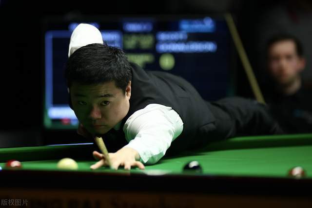 二是他的回 二是他的回