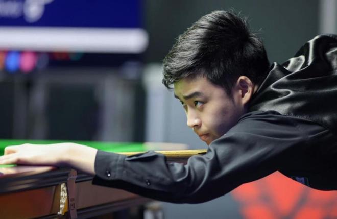 象棋职业选手等级分波动解读